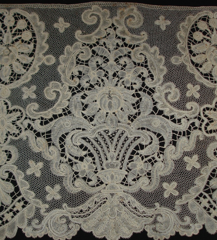Antique Lace Page (1)